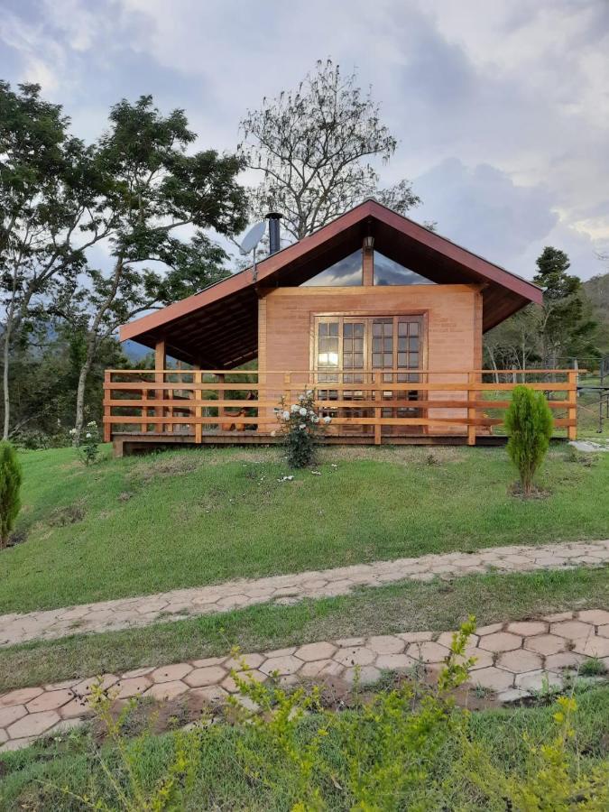 Encanto Das Rosas Santo Antônio do Pinhal Exterior photo